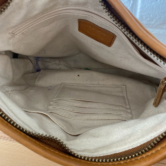 Margot New York Leather Crossbody Bag - Picture 4 of 4